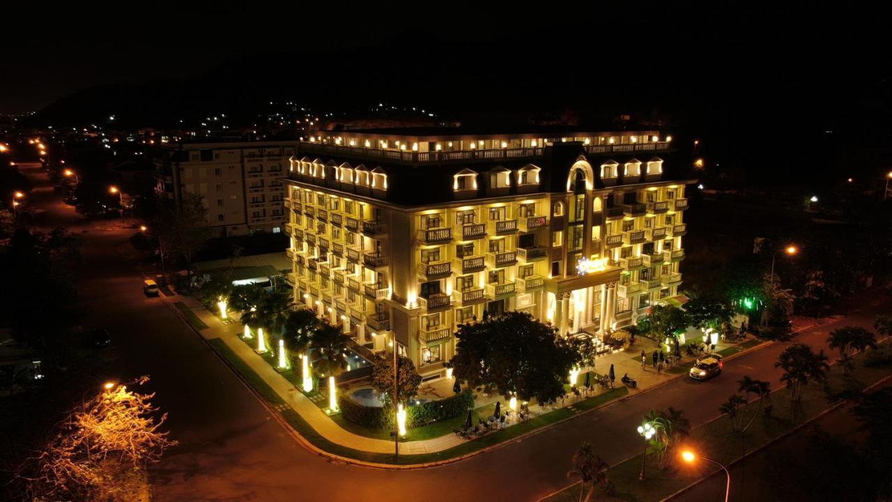 Orbit Hotel Nha Trang Exterior photo