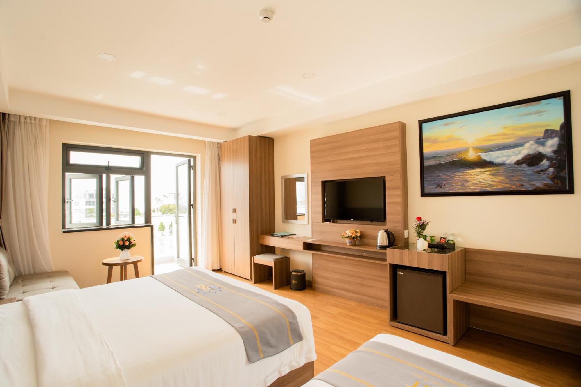 Orbit Hotel Nha Trang Exterior photo